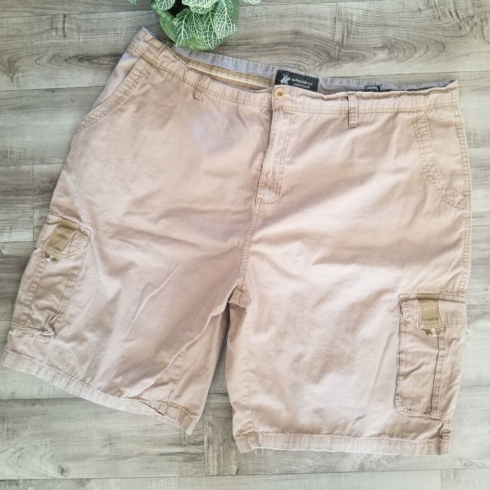 Beverly Hills Polo Club khaki cargo shorts size 46